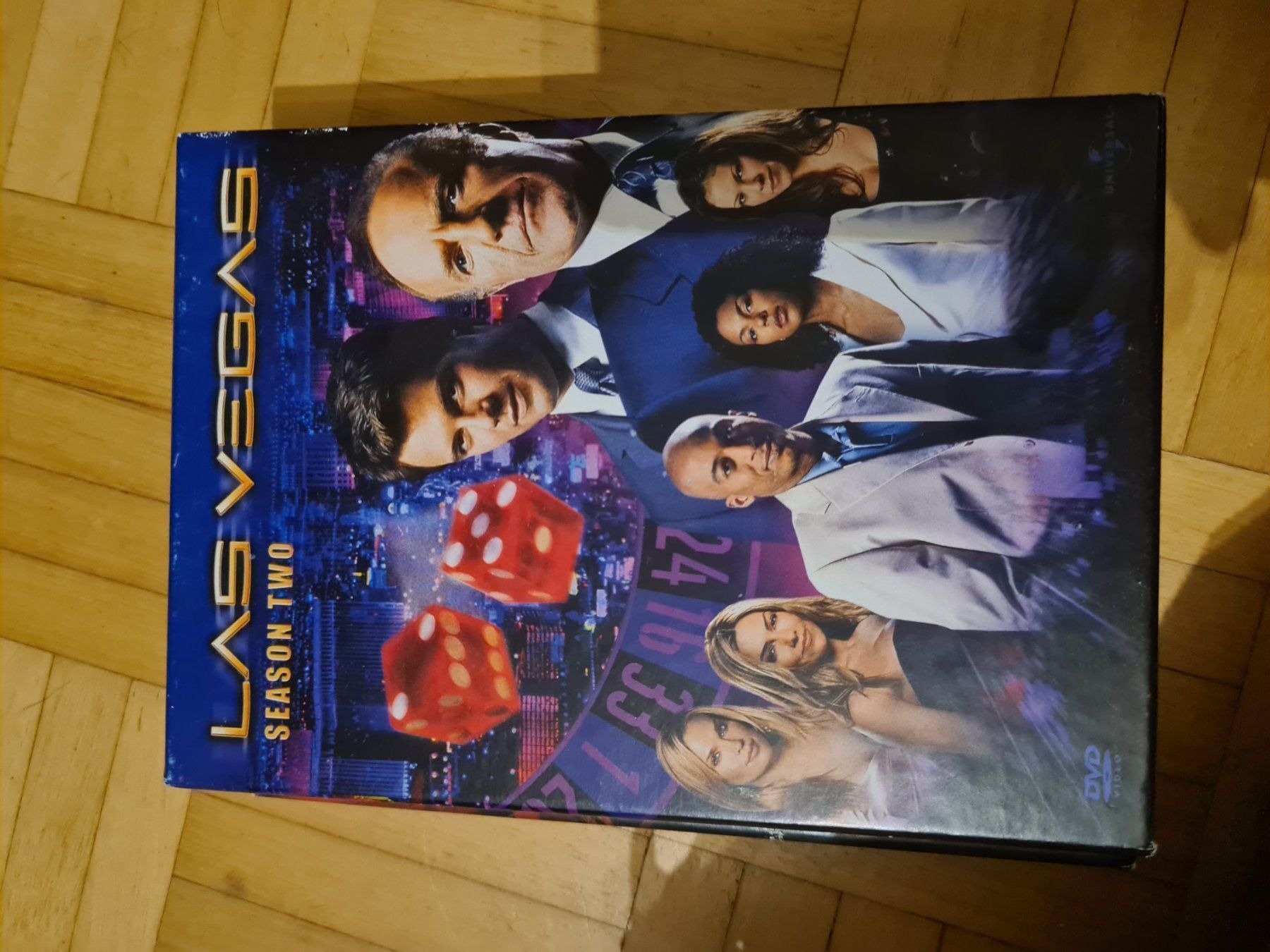 Tutti i DVDs: Las Vegas Staffel 1 & 2 – Usato da Brüttisellen venduto da Miralaurea