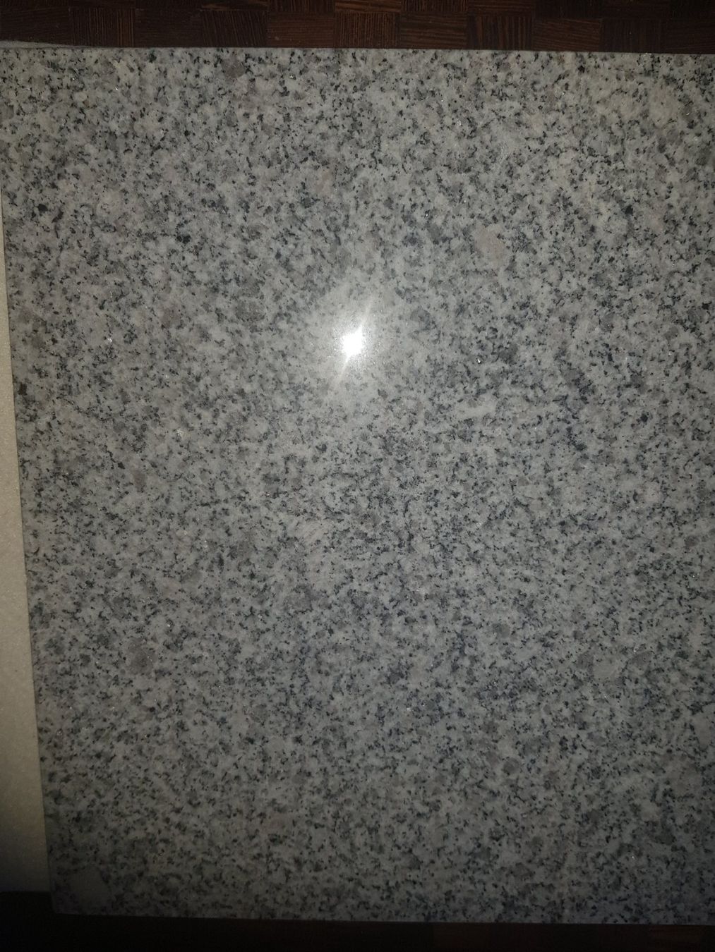 Rivestimenti per pavimenti: Bodenplatten Granit – Nuovo e nell'imballaggio originale da Wauwil venduto da fiero2000 1