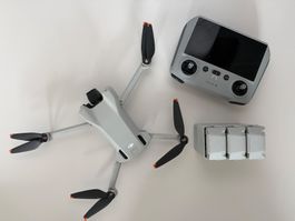 DJI Mini 3 Fly More Combo