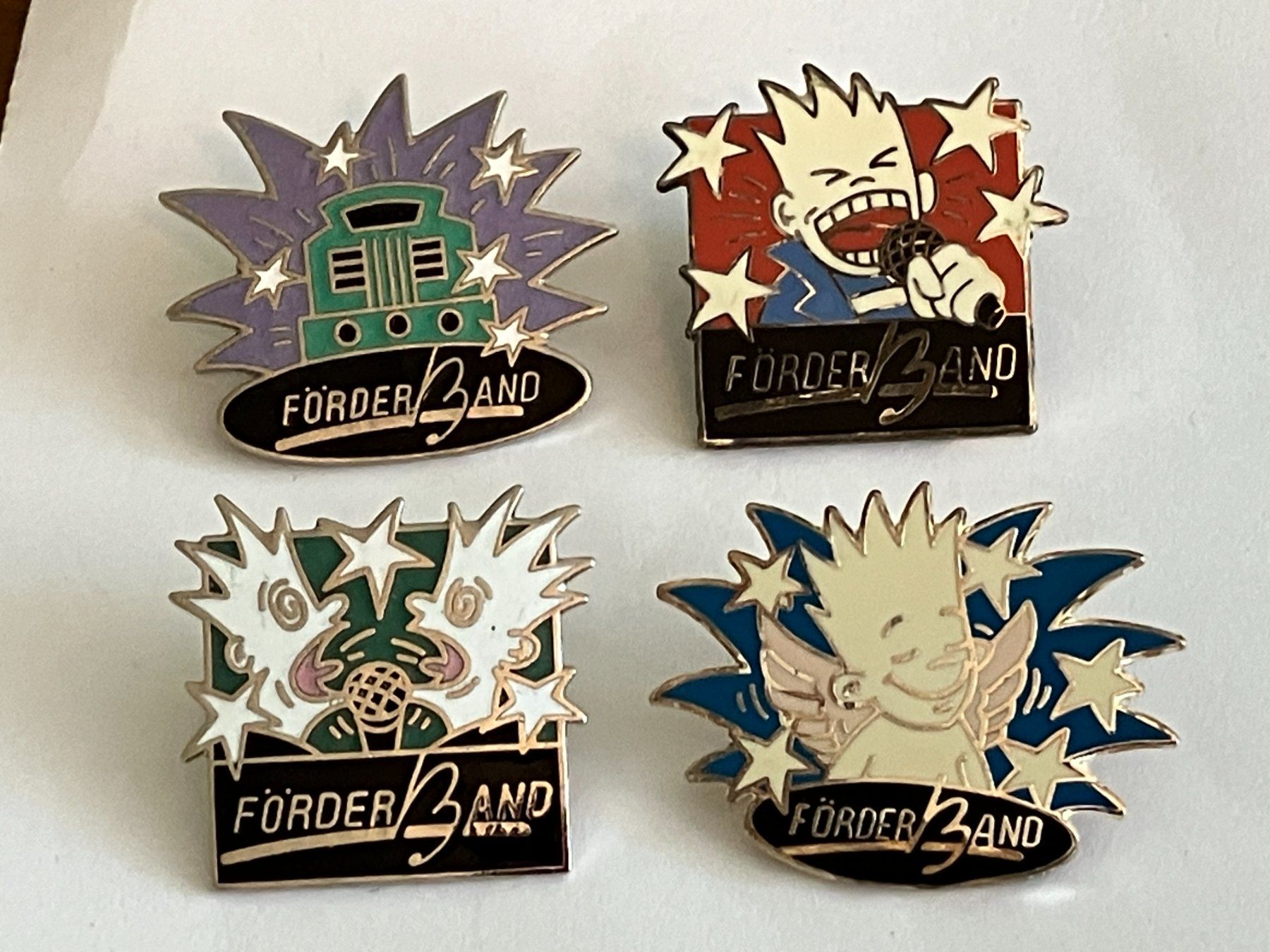 Placchette & Badge: 4 Pin Förder Band – Usato da Basel venduto da djwwpp