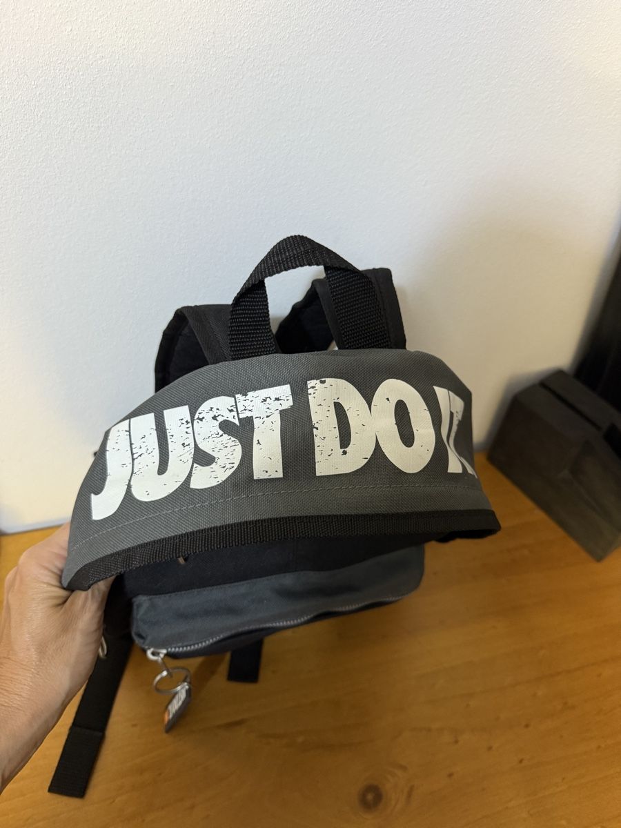 Nike Zaini: Nike Rucksack Vintage  – Usato da Neerach venduto da the_modern_mini 2