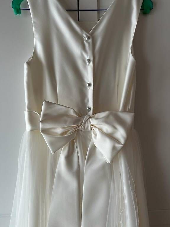 Vestiti & Gonne: Festliches Kleid für Mädchen – Usato da Künten venduto da Palaleitos 2
