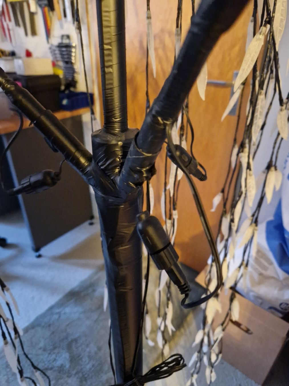 Alle Dekorationen: Deko Lichterweidenbaum  Lichter ca. 170 cm – Gebraucht aus Bühler von Bluana 2