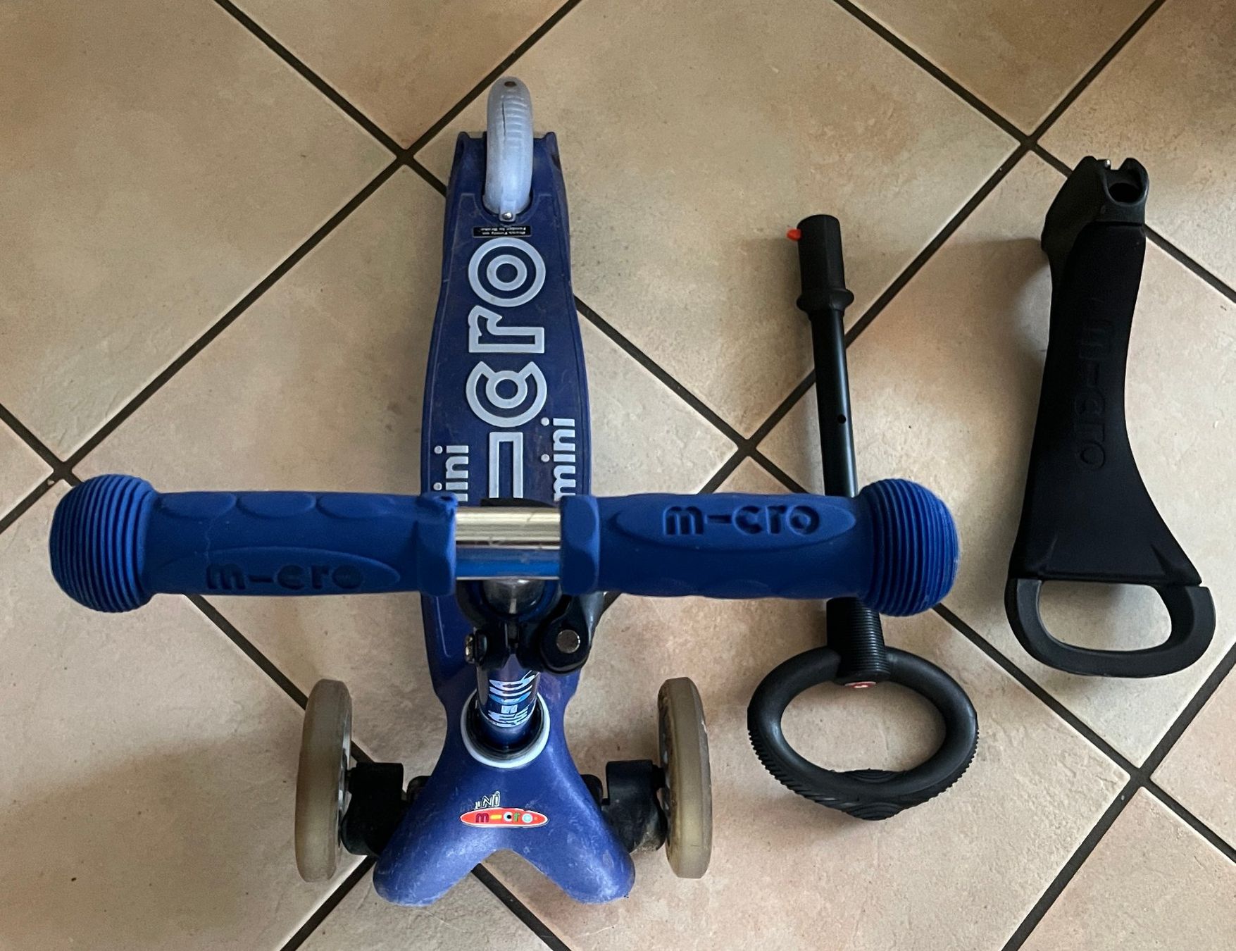 Micro Kickboard: Kickboard - Micro 3in1 Deluxe - Blue – D'occasion à Le Noirmont par bouboun21