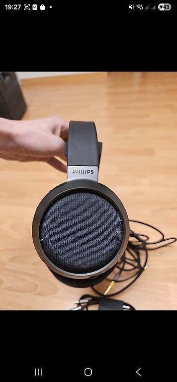 Cuffie: Kopfhörer Philips Fidelio x3 – Usato da Naters venduto da smu_jcm2