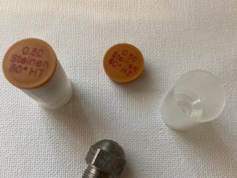 Radiatori: Steinen Oelbrennerdüse 0.50 - 80 HT – Nuovo e nell'imballaggio originale da Staufen venduto da kugellagerverkauf