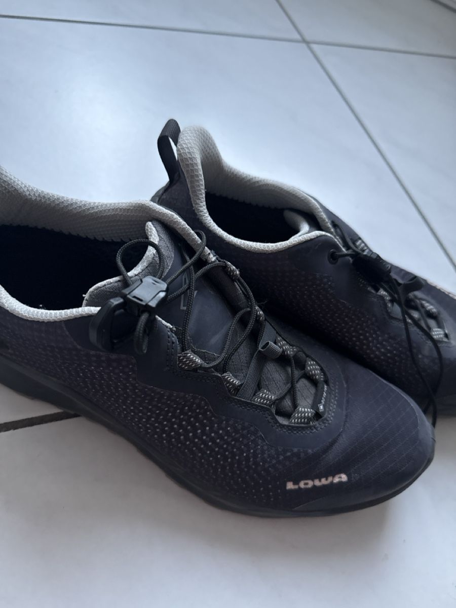 Lowa Chaussures femmes: LOWA Wanderschuhe Gr 39.5 – Neuf (Voir description) à Zell ZH par Guffos 2