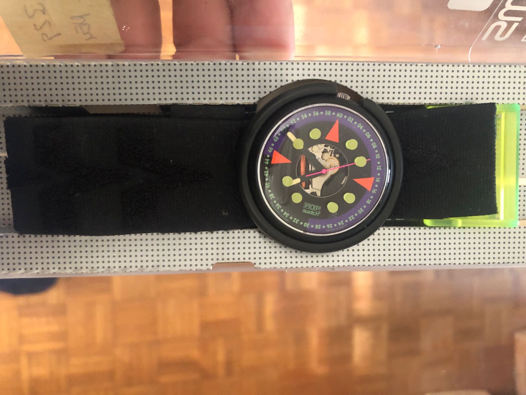 Swatch Smartwatch: Swatch Pop nie gebraucht nur 99fr – Usato da AG venduto da mic_xj6s