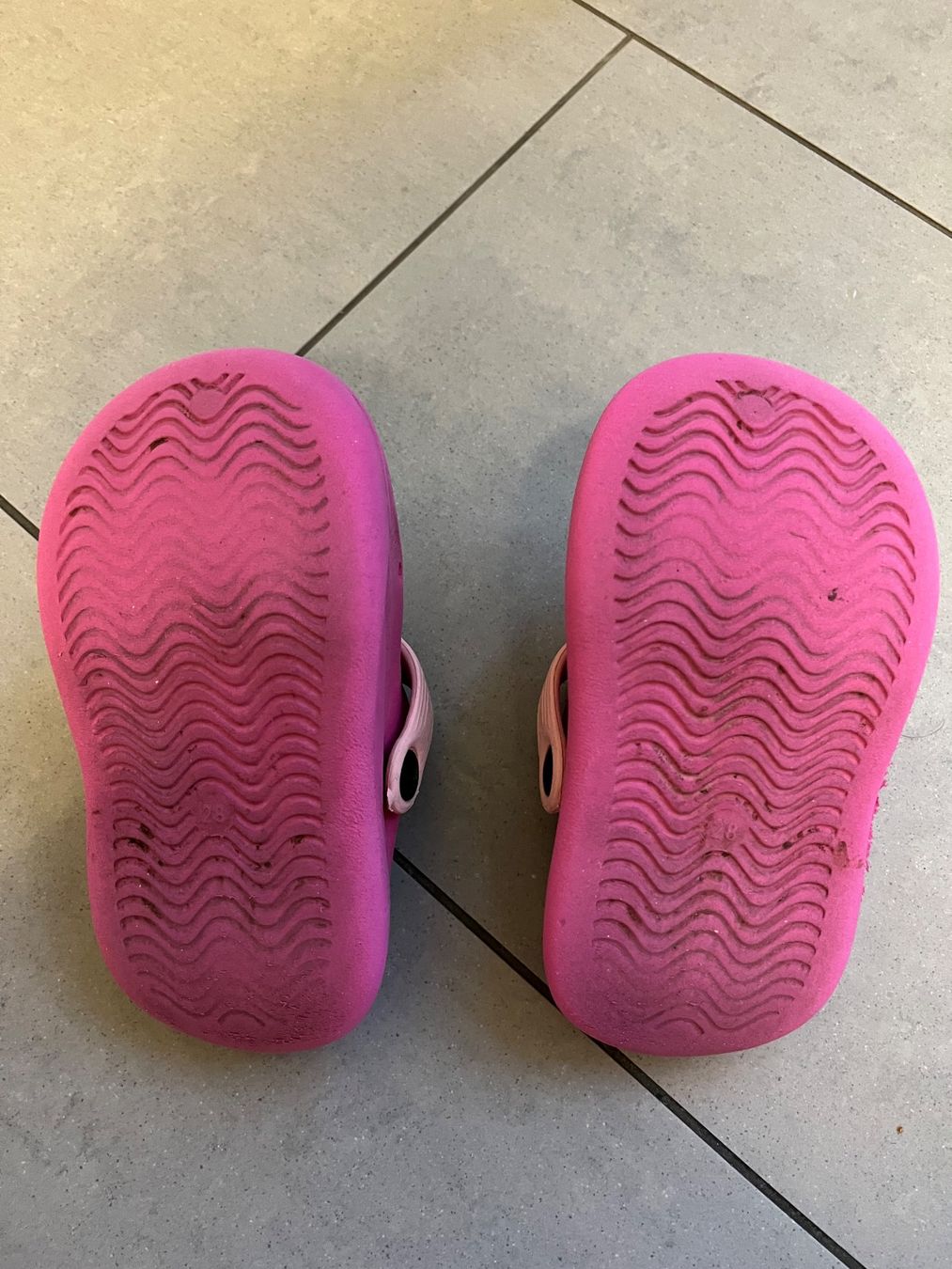 Scarpe per ragazze: Pinkige Hello Kitty Schuhe, Gr. 28 – Usato da Zürich venduto da jmg_8005 2