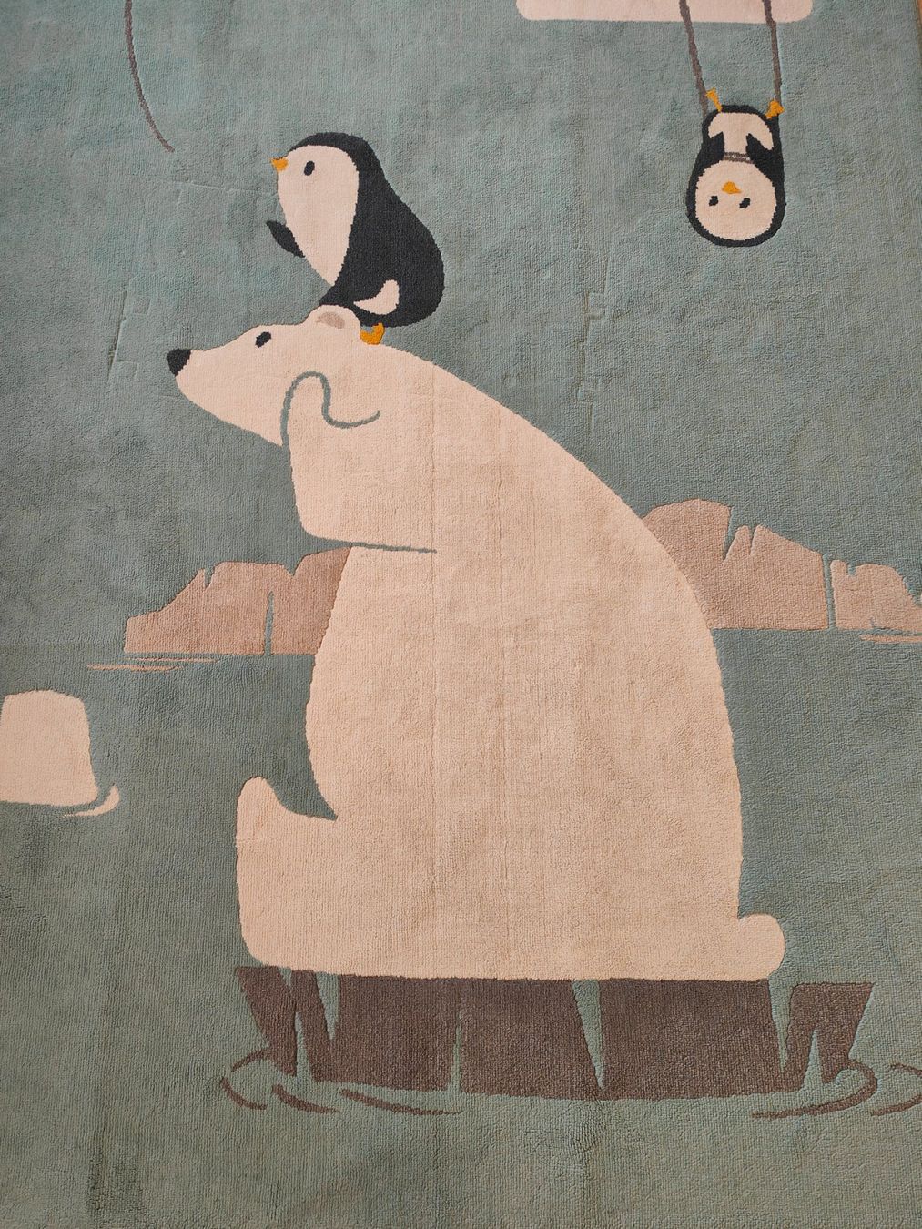 Tappeti: Kinder Teppich Eisbär mit Pinguinen blau – Usato da Schänis venduto da Achim1975 1