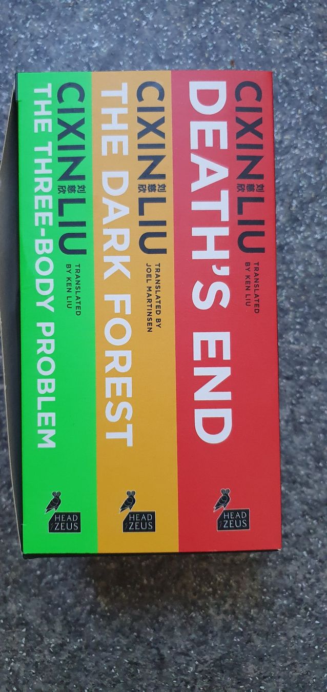 Bücher: Cixin Liu, The three body problem Trilogie, Box-Set Englisch – Gebraucht aus Biel/Bienne von IT_KinG 2