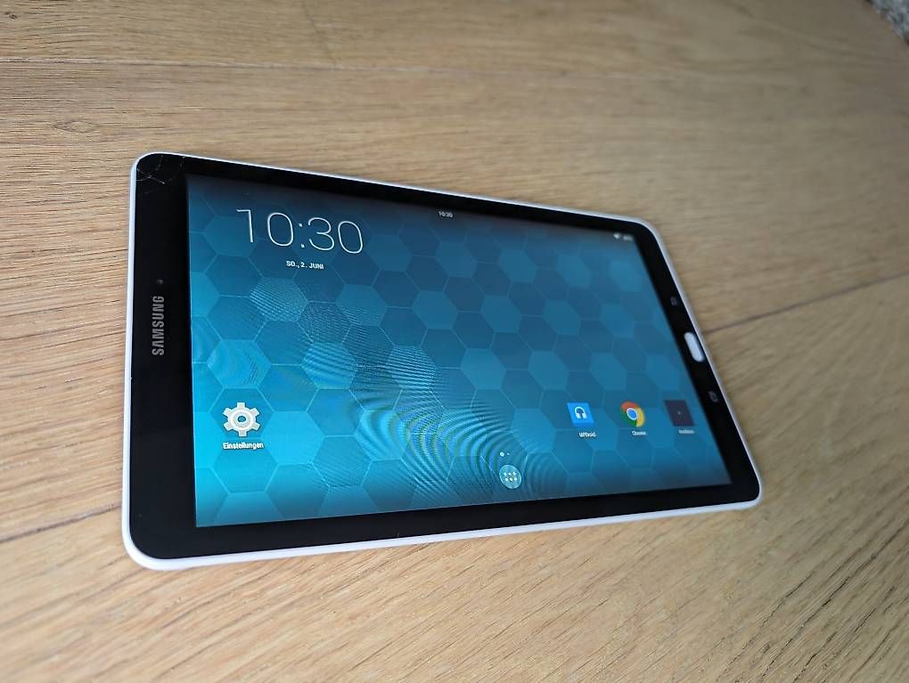 Samsung Tablettes PC: Samsung Tab E – D'occasion à Zofingen par bue_nd8b