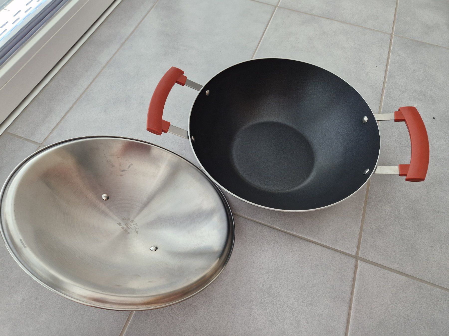 Ikea Poêles: WOK Ikea – D'occasion à Unterkulm par vab_6zcd