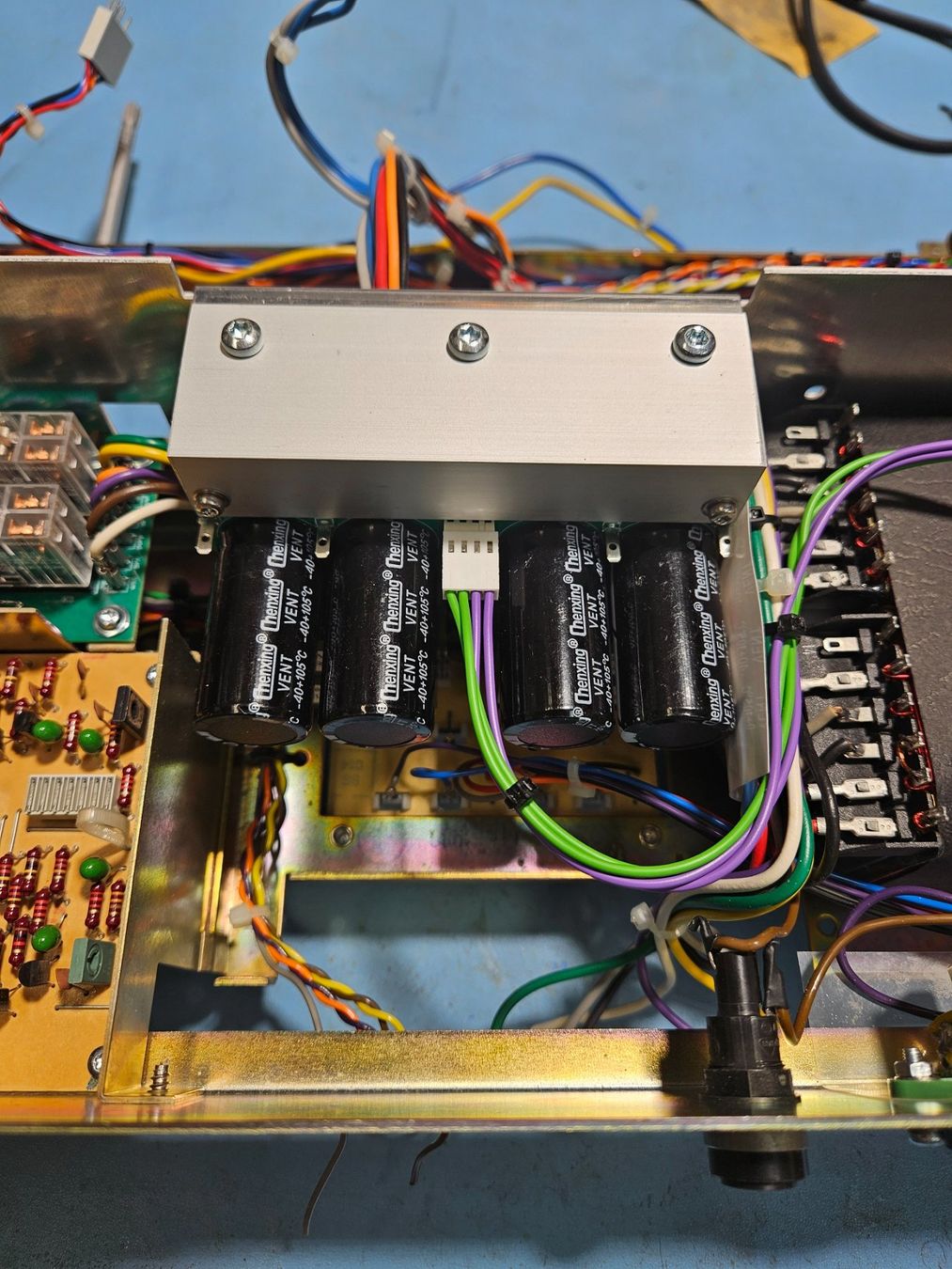 Revox Amplificatori: Power supply - Revox B750 MK2 / V4 - Prémium – Nuovo e nell'imballaggio originale da St-Cierges venduto da Pestol 9