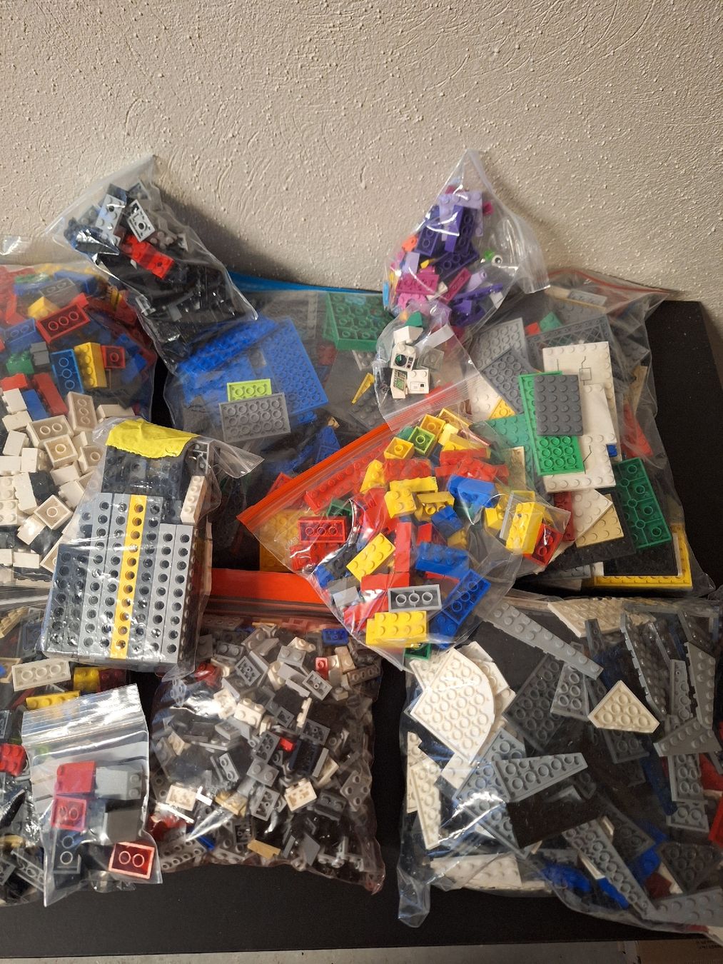 Lego Kit di costruzioni: Lot de pièces Lego  – Usato da Luc (Ayent) venduto da biiinchoou 4