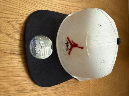 Jordan Flight Snapback Cap Weiss/Schwarz – NEU