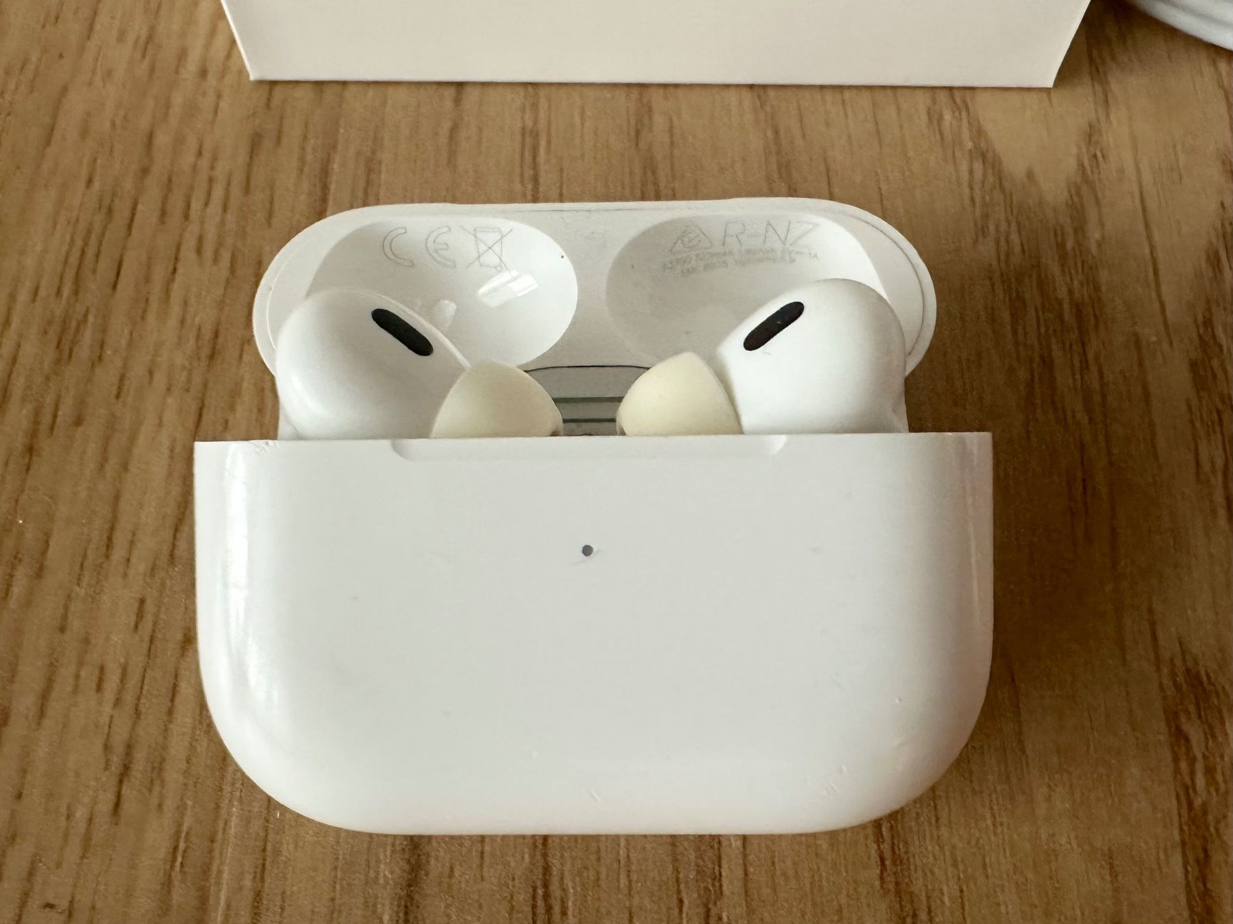 Apple Cuffie: Apple AirPods Pro 2. Generation – Usato da Nebikon venduto da okapt12 1
