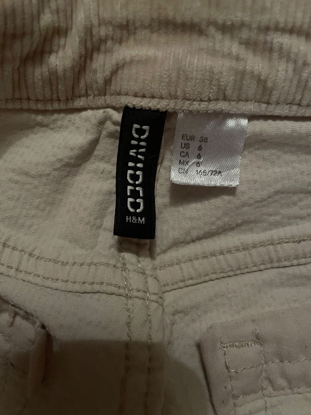 H&M Hosen: Beige H&M Hose Grösse 38 – Gebraucht aus Basel von joh_vl7m 2
