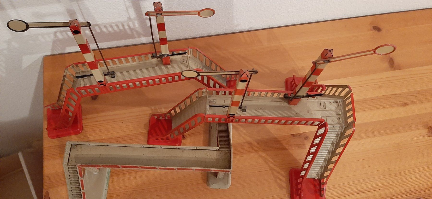 Modellini di ferrovie: Übergangsstege Konvolut zu verkaufen – Usato da Wiesendangen venduto da pau_56xn 3
