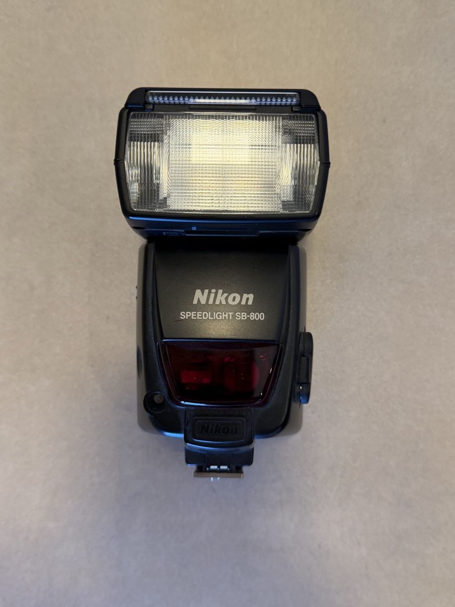 Nikon Flashs: Nikon SB-800 – D'occasion à Hornussen par Eosler