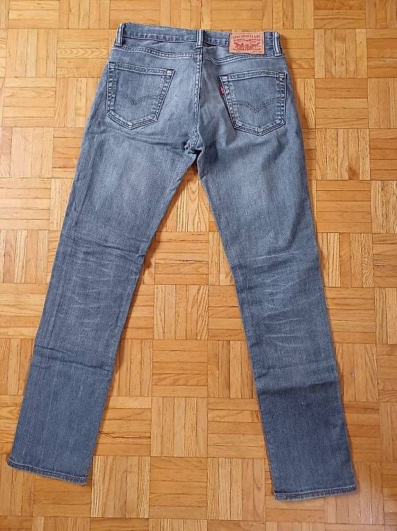 Jeans: Jeans Levi's taille 30x32 – Gebraucht aus Glovelier von GaCh 2