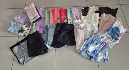 Kleiderpaket Gr. 146/152
