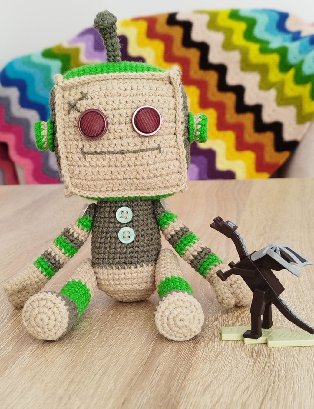 Giocattoli: Robot en crochet avec sa fusée – Nuovo e nell'imballaggio originale da Arnex-sur-Orbe venduto da can_97vn 3