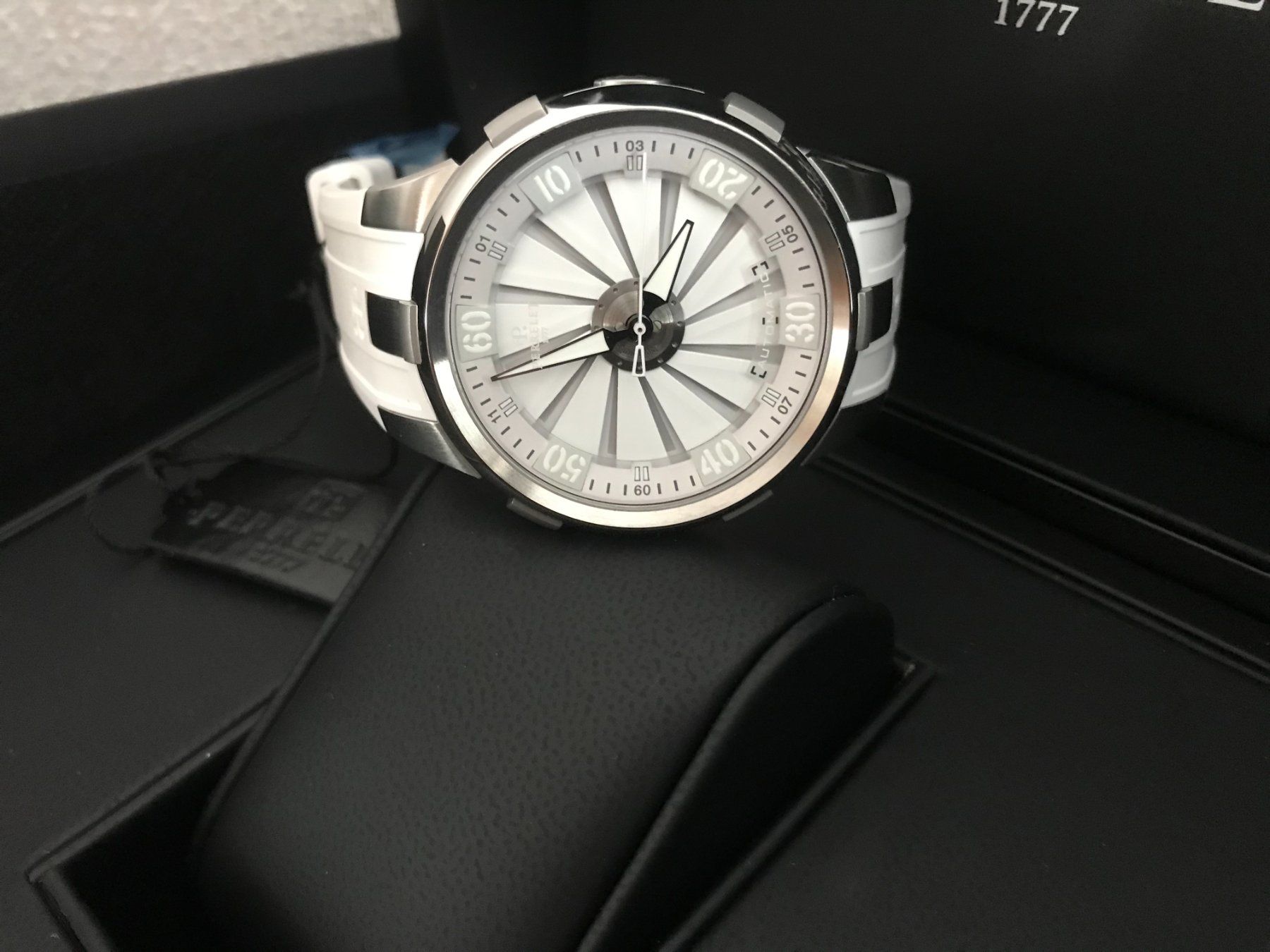 Perrelet Orologi: PERRELET TURBINE RACING AUTOMATIC WHITE DIAL - TOP !!! – Nuovo (secondo la descrizione) da Epalinges venduto da dream-watch 4