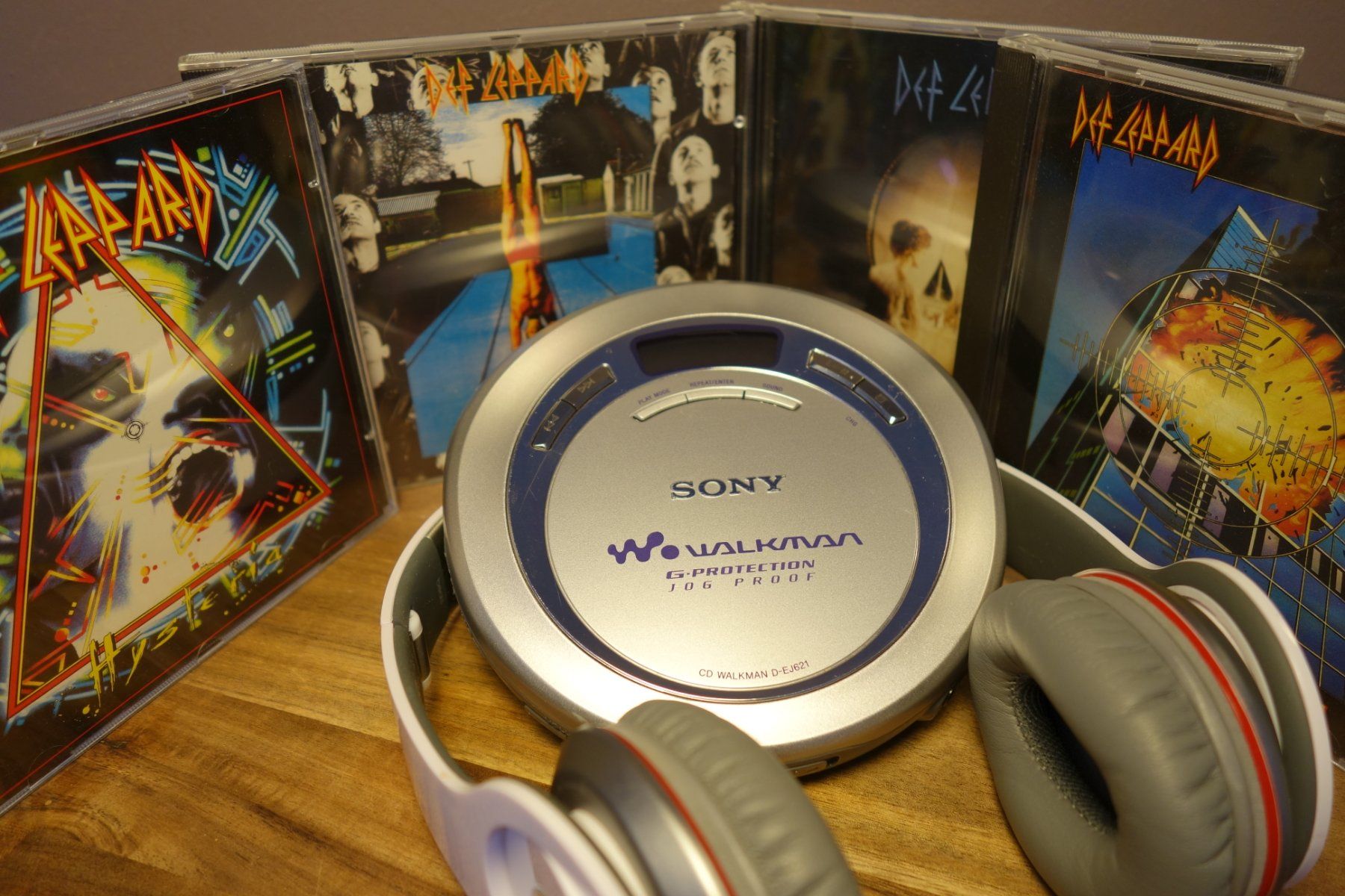 Sony Tragbarer Mediaplayer: Pack Sony Walkman D-Ej621 – Gebraucht aus Bern von Phandora