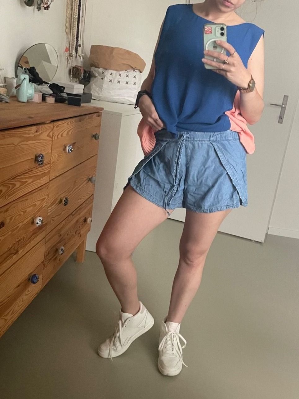 Top: Weite Bluse Blau & Rosa Gr. M / Blouse/top Color Block ample – Nuovo (secondo la descrizione) da Zürich venduto da AnnaSa