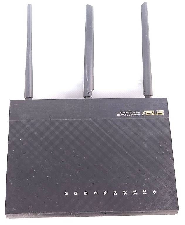 Modem & Router: ASUS Gigabite Router – Usato da Büttenhardt venduto da ReiatSH