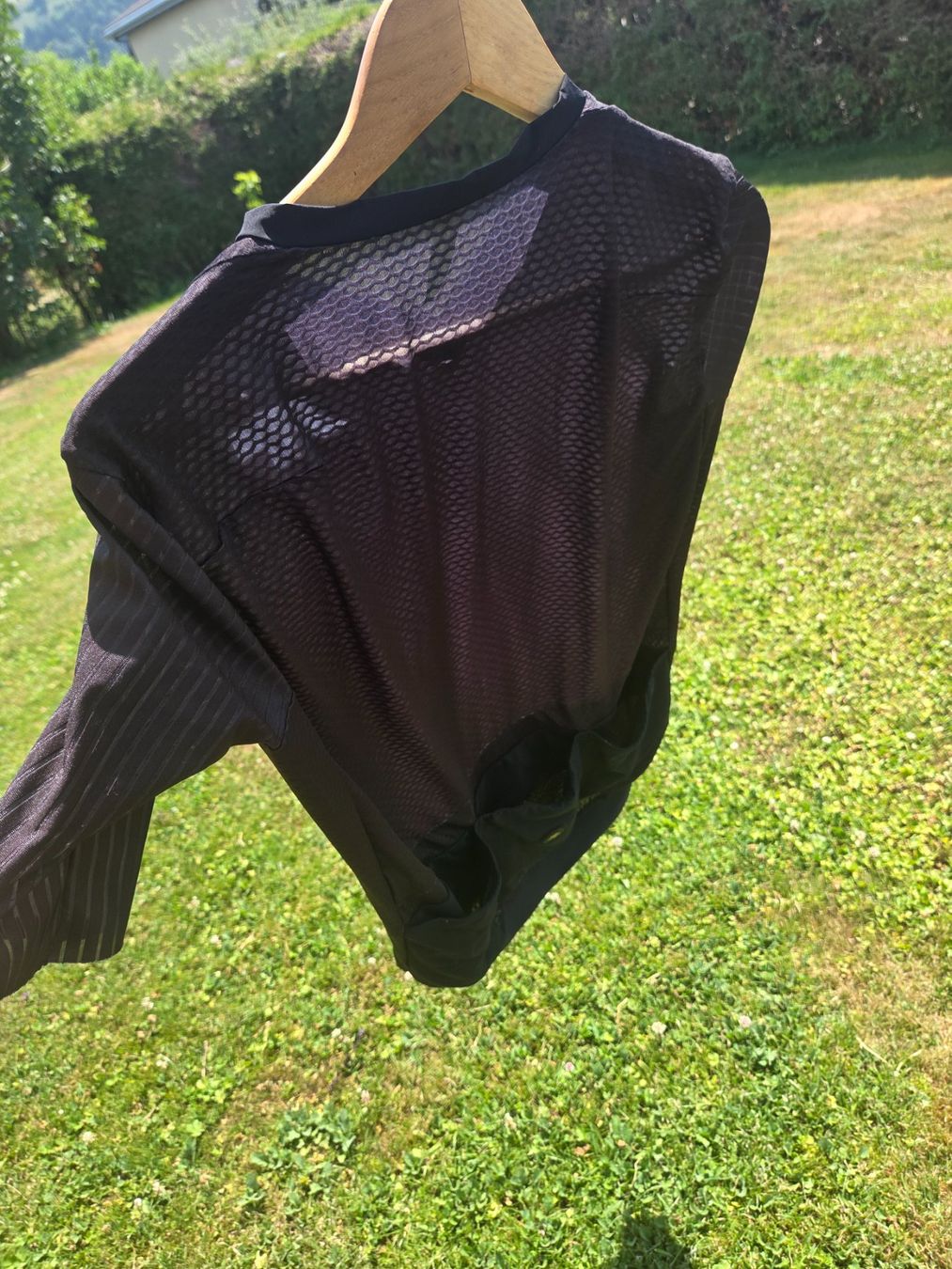 Assos Canottiere & Pantaloni: ASSOS EQUIPE RSR Jersey S11 – Usato da Bütschwil venduto da raschlejr 1