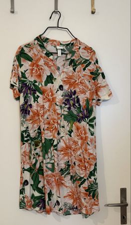 Kleid kurz floral (H&M, Gr. S)