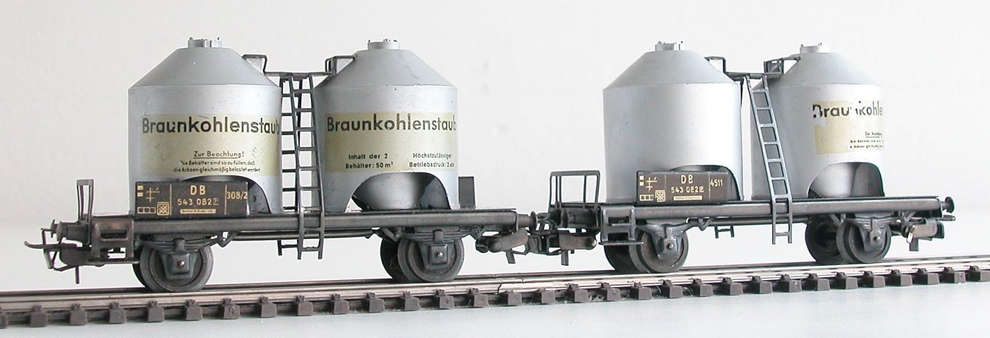 Märklin Modellini di ferrovie: Märklin 2 Kohlenstaubwagen der DB Spur H0 – Usato da Oberwil BL venduto da Klang