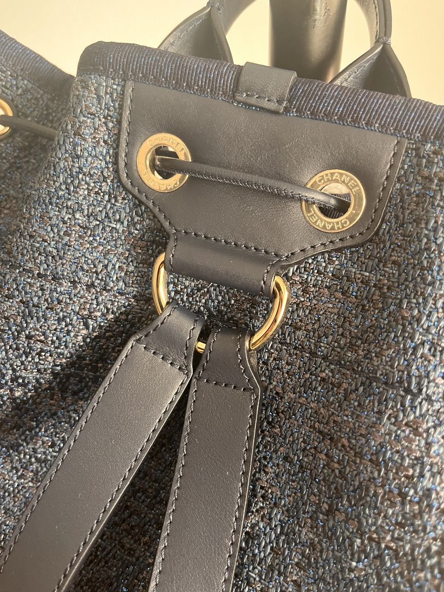 Chanel Zaini: CHANEL DEAUVILLE BACKPACK – Nuovo (secondo la descrizione) da Marin-Epagnier venduto da vanessita_ch 2