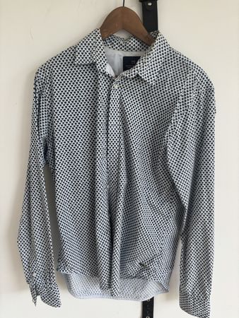 Chemise Scotch&Soda, taille L, motifs coeurs, comme neuve