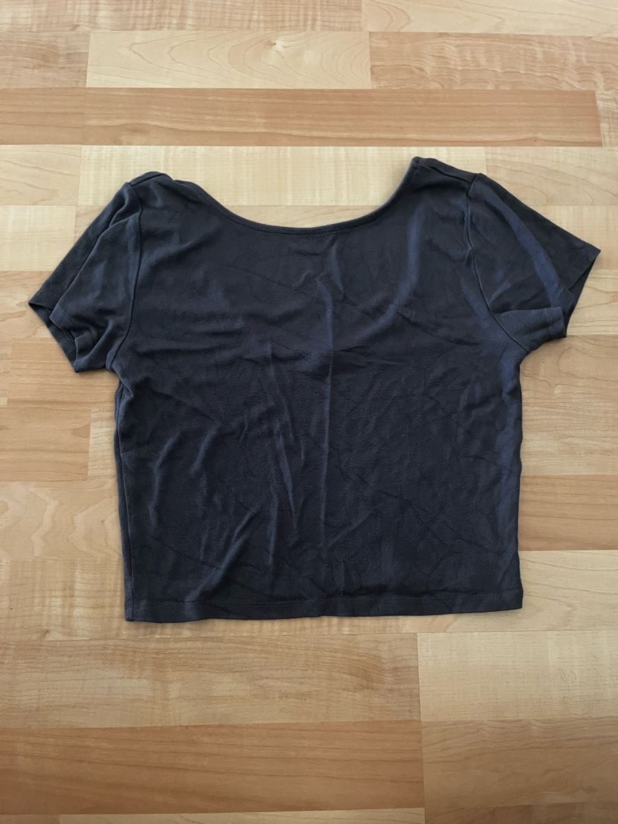 Stradivarius Top: Top gris - taille L – Usato da Martigny venduto da mar_p55z