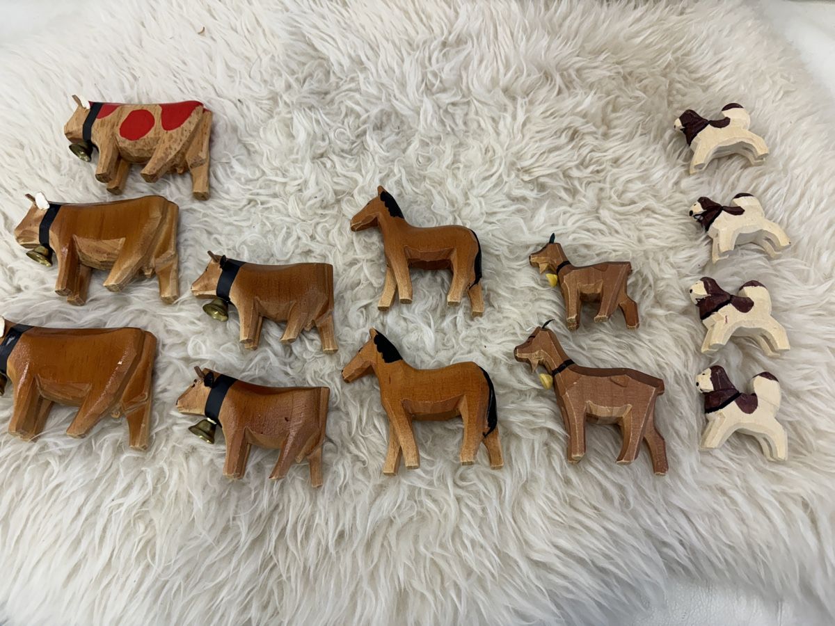 Giocattoli: Holzfiguren zum Stall – Usato da Basel venduto da sch_9g6x