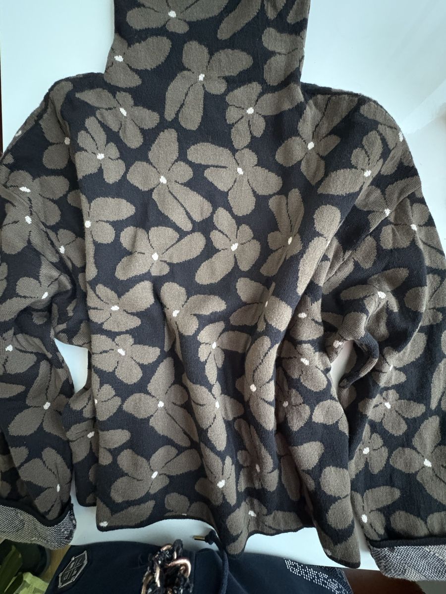 Maglioni & Felpe: Alessia Santi Strickpullover, Blumenmuster, Grösse M/L – Nuovo e nell'imballaggio originale da Zürich venduto da Auschra1 6