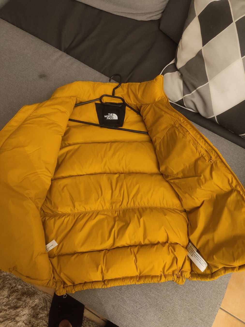 North Face Jacken: doudoune the North face – Gebraucht aus Fribourg von cbu_q7ck 1