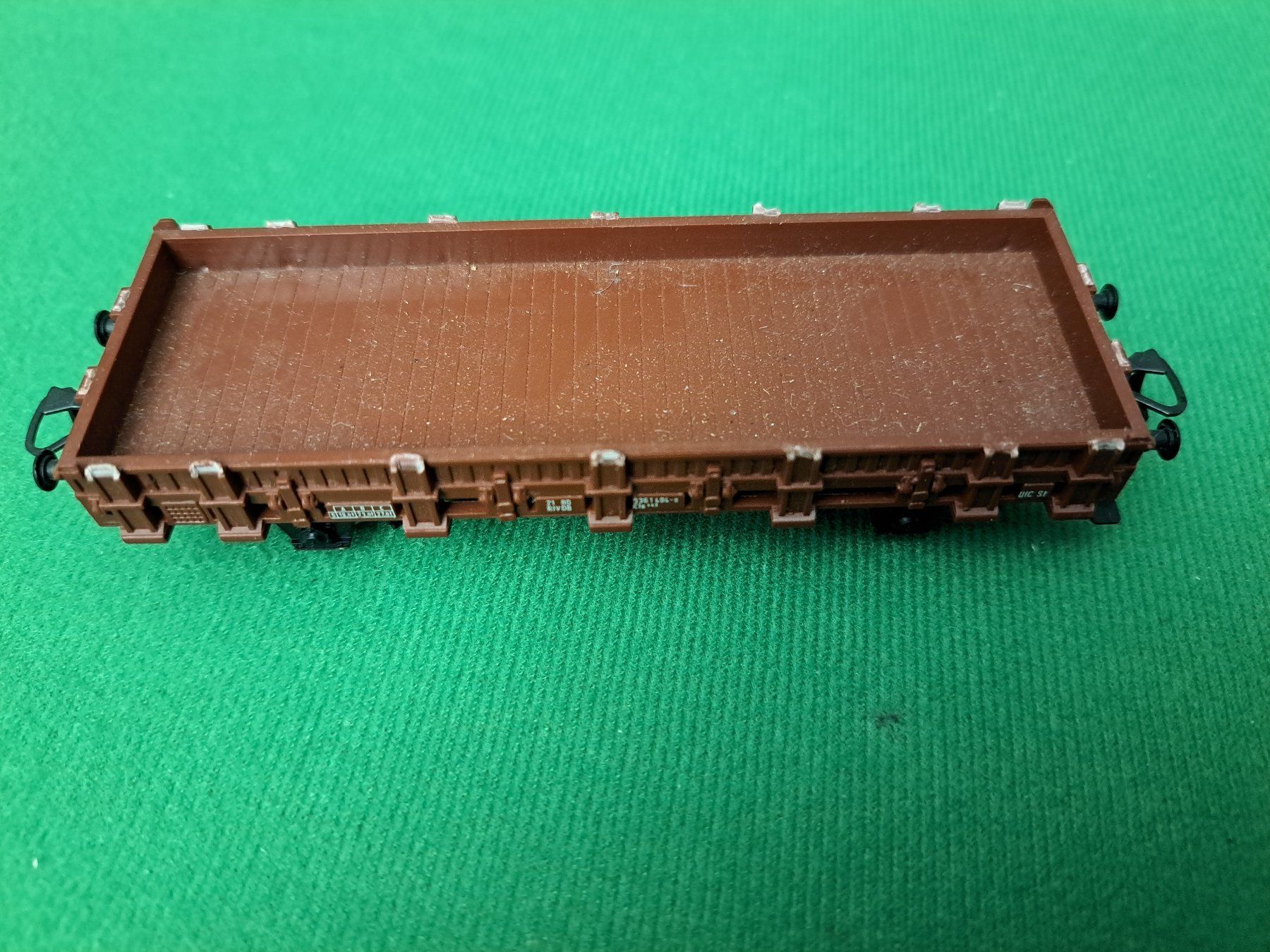 Märklin Modellini di ferrovie: Güterwagen braun Märklin H0 ca. 13cm – Usato da Spiez venduto da Pistach99