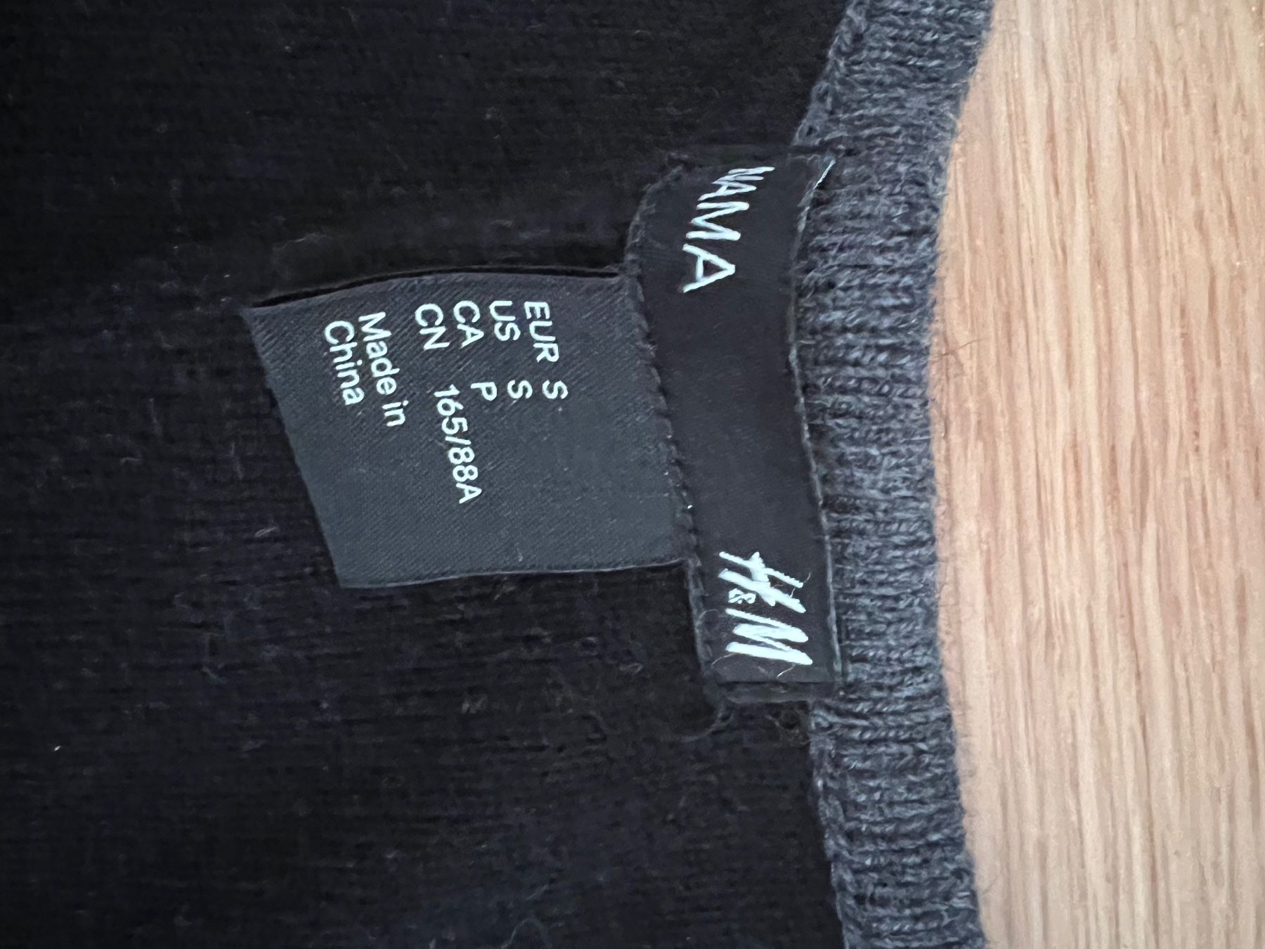 H&M Robes: Robe grossesse H&M Mama, taille S, confortable! – D'occasion à Lausanne par monaliza1998 1