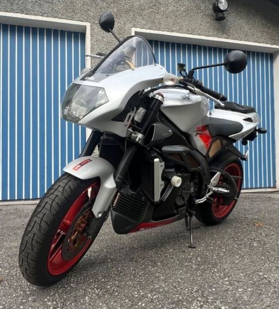 Aprilia Strasse: Aprilia Tuono 1000R – Gebraucht aus Thunstetten von Emily2016 3