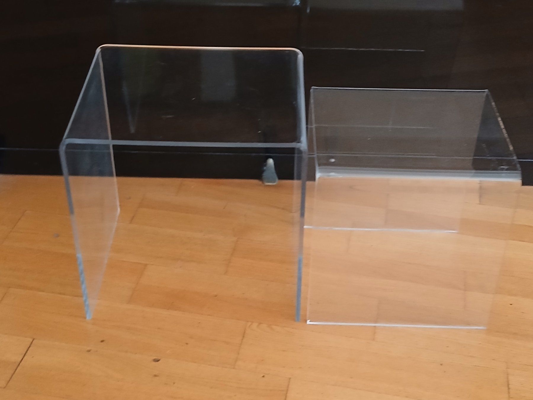 Tavoli: 2 Satztische Acrylglas – Usato da Zumikon venduto da Vollvintage 5
