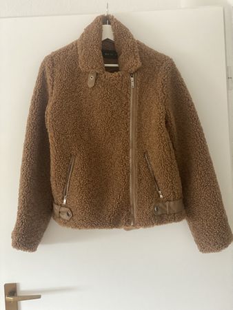 Reserved Teddy-Fleece Jacke in Braun