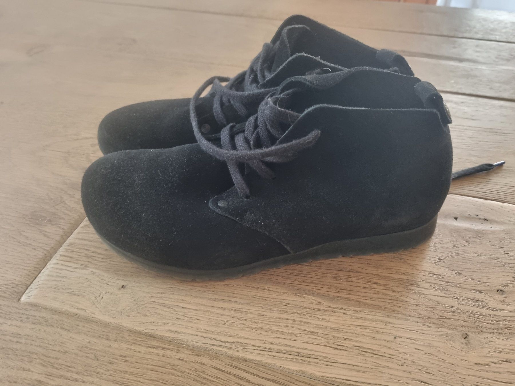 Scarpe da donna: Birkentock nubuck noir pointure 38 bon état – Usato da Lavey-les-Bains venduto da Etre-Ange 2