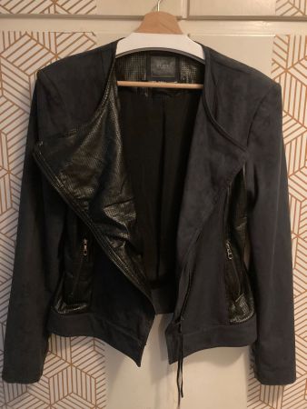 Guess Damenjacke, Grösse XL/46,