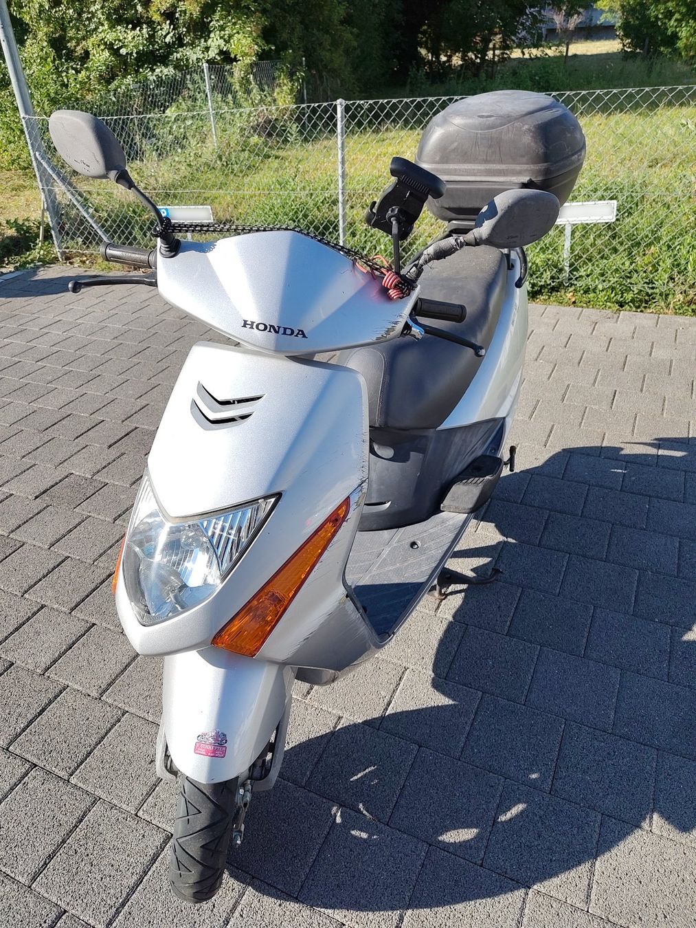 Honda Scooters: Honda LEAD 100 – Gebraucht aus Uetikon am See von noa_5vzd 3