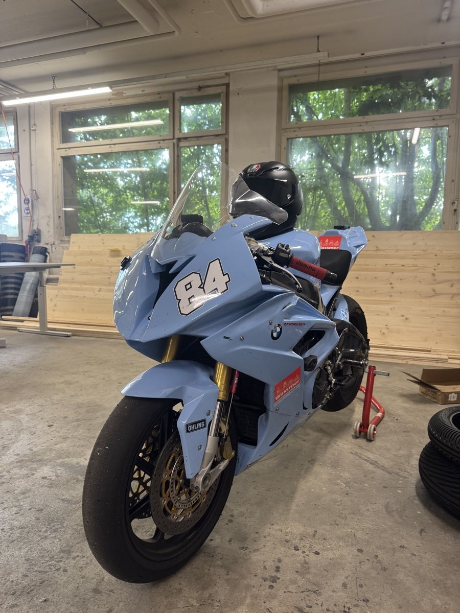 BMW Altro: BMW S1000RR Rennfahrzeug – Usato da Teufenthal AG venduto da Costa1990 1
