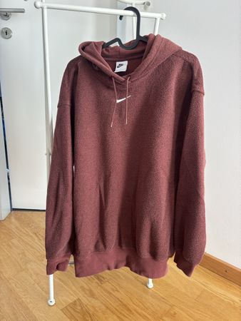 Nike oversized hoodie in braun 